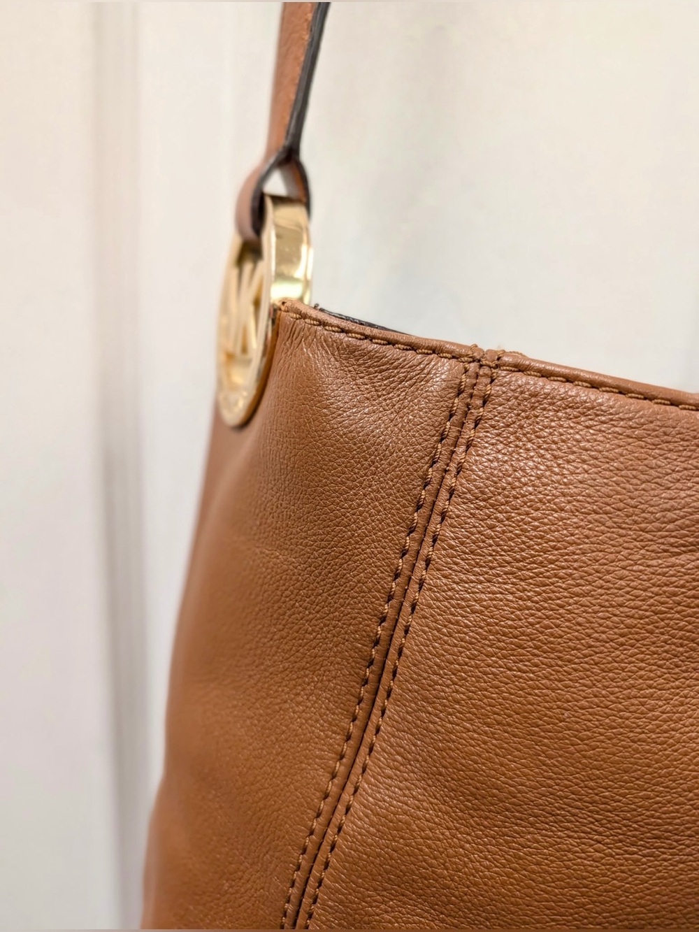 Michael Kors Cognac Pebbled Leather Crossbody Bag Gold MK Logo Adjustable Strap - Picture 5 of 9